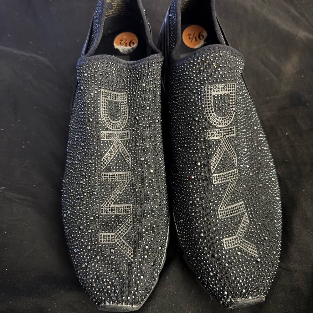 DKNY Black Slip-On women’s Shoes